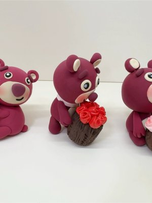 Adorable Clay Bear Figurines with Flowers