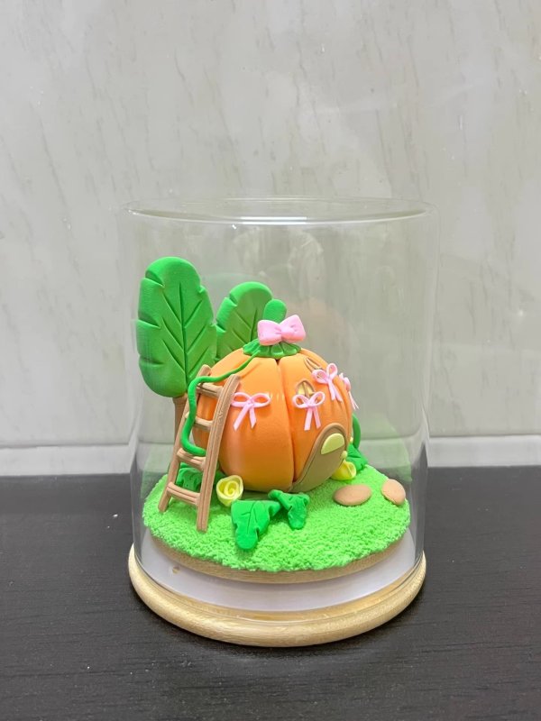 Charming Clay Pumpkin House - A Hand - made Delight