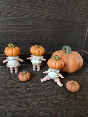 Charming Pumpkin - Headed Clay Figurines