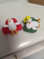 Relaxing Clay Ducks in Comfort