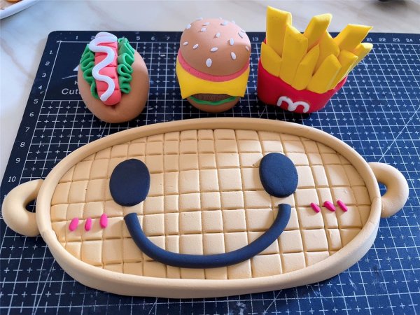 Fun Clay Fast Food Set with Smiley Plate